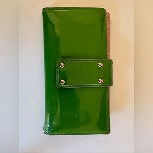Kate Spade Green Patent Leather Wallet Organizer Zip Clutch